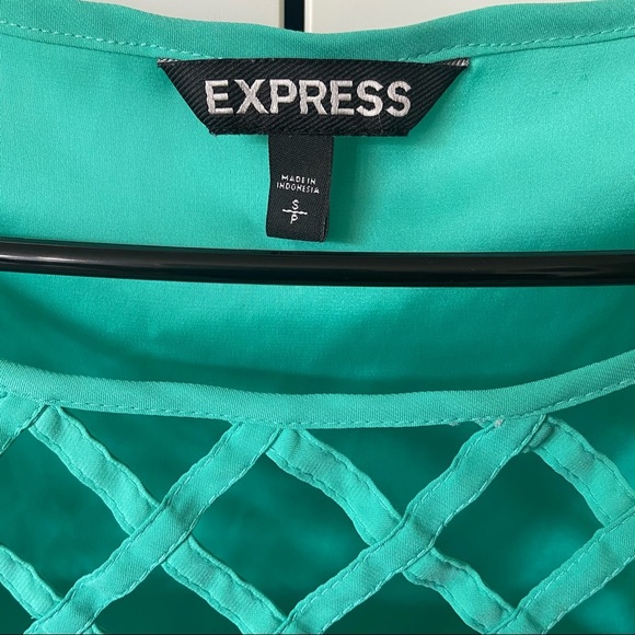 WOMENS EXPRESS GREEN SCOOP NECK TOP BLOUSE SIZE SP - Picture 7 of 9